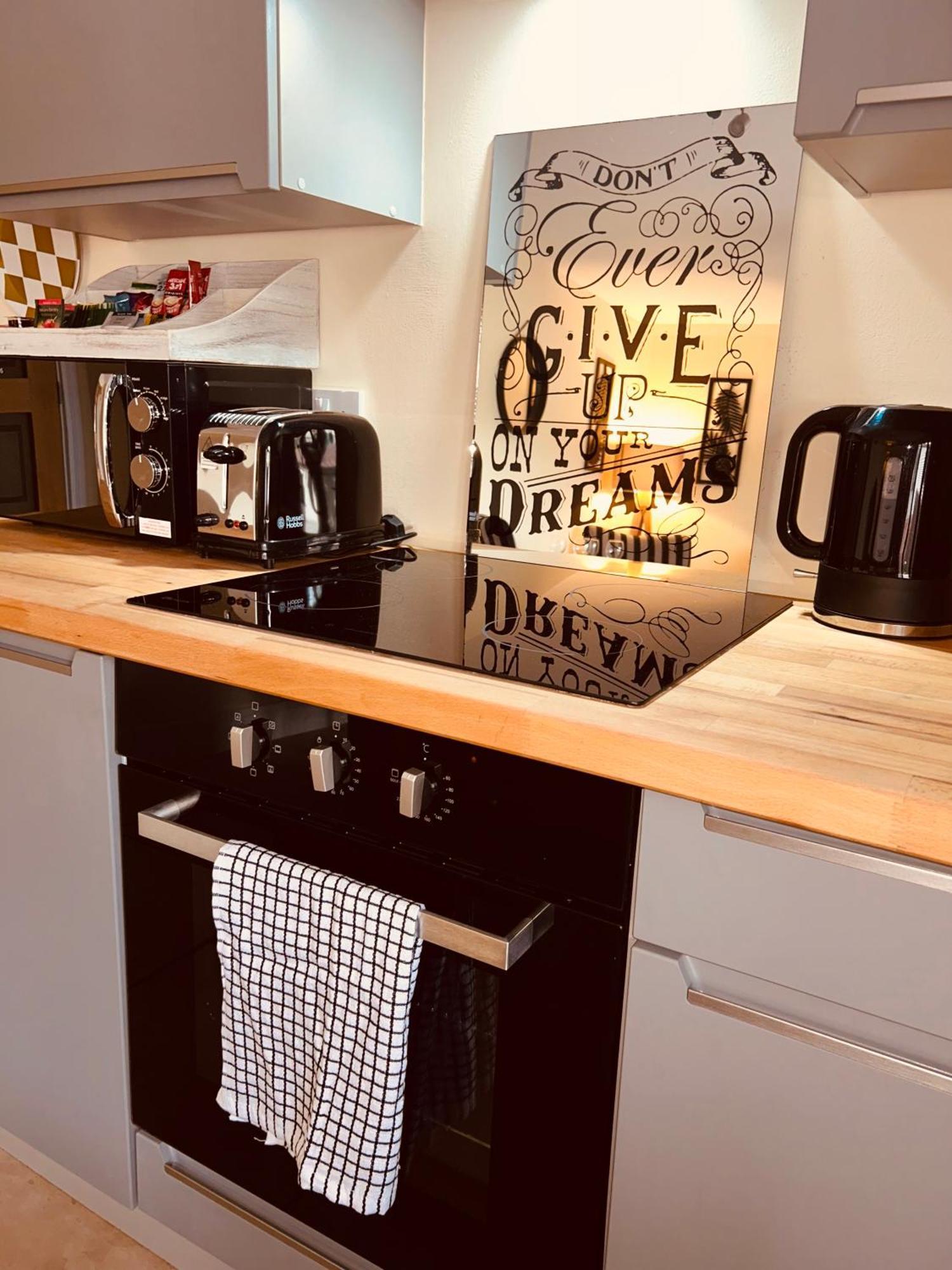 Claverley Hideaway Apartment Bridgnorth ولفرهامبتون المظهر الخارجي الصورة